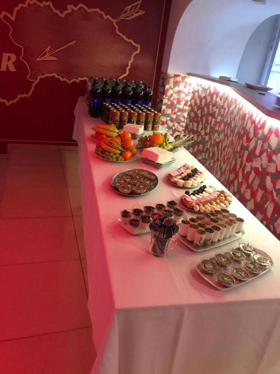 U Ferka Hotell Lemesany Exteriör bild