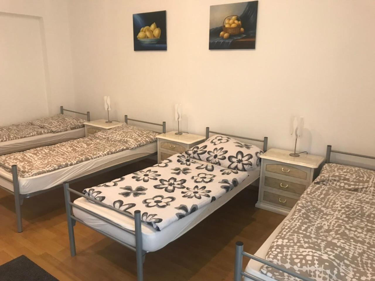 U Ferka Hotell Lemesany Exteriör bild
